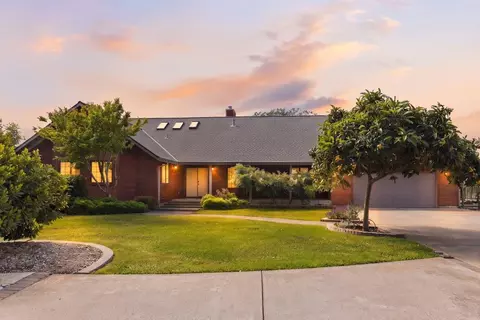 9930 Calvine Rd, Sacramento, CA 95829