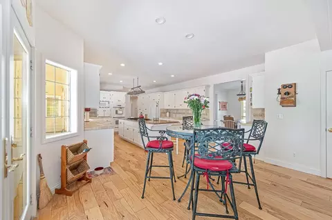 Kitchen - 2899 Stagecoach Rd, Placerville, CA 95667 photo 2 of 8