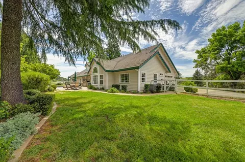 Exterior - 2899 Stagecoach Rd, Placerville, CA 95667 photo 12 of 20