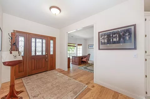 Entry Way - 2899 Stagecoach Rd, Placerville, CA 95667 photo 3 of 5