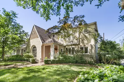 300 Santa Ynez Way, Sacramento, CA 95816