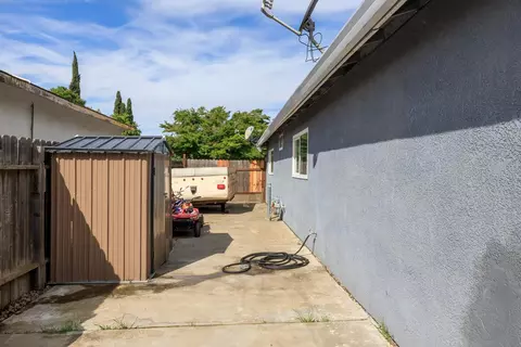 902 Meladee Ln, Galt, CA 95632 photo 32