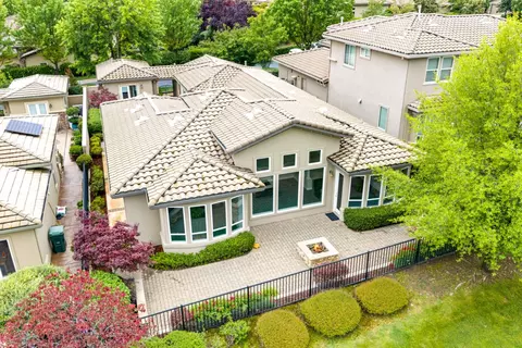 4027 Royal Troon Dr, El Dorado Hills, CA 95762