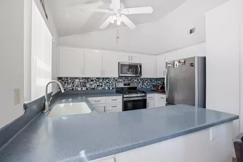 Kitchen - 2828 Field Stone St, Modesto, CA 95355 photo 2 of 3