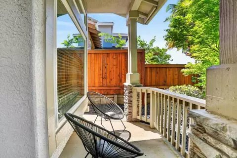 1973 Hunter Dr, Rocklin, CA 95765 photo 2