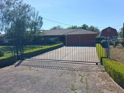 2489 N Beecher Rd, Stockton, CA 95215