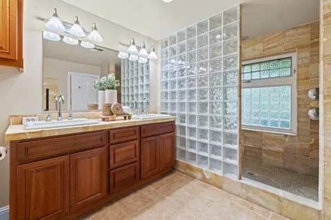Bath - 7396 Callison, Penryn, CA 95663 photo 4 of 9