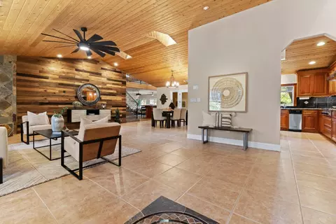 Entry Way - 7396 Callison, Penryn, CA 95663 photo 2 of 5