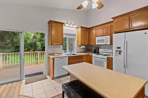 Kitchen - 7396 Callison, Penryn, CA 95663 photo 7 of 8