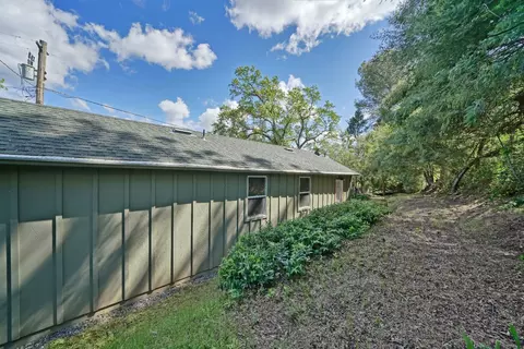 Exterior - 2634 Clay St, Placerville, CA 95667 photo 7 of 13