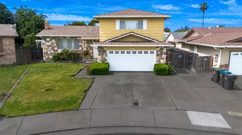 8003 Independence Ave, Stockton, CA 95209