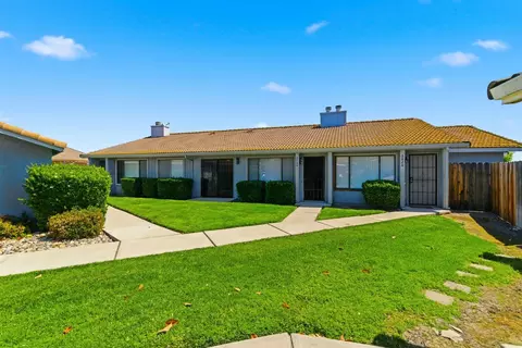 2828 Homewood Dr #13, Stockton, CA 95210