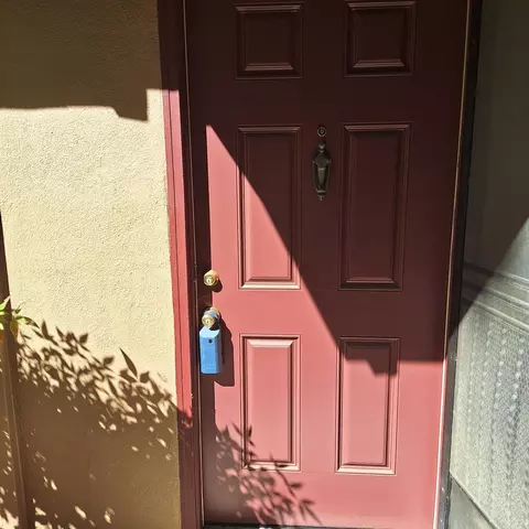 Entry Way - 2007 Alta Loma St, Davis, CA 95616 photo 1 of 2