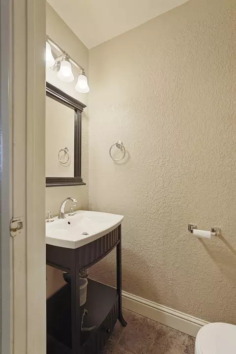 Bath - 5580 Foothill Rd, Rocklin, CA 95677 photo 1 of 6