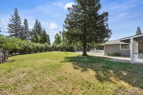 Exterior - 5580 Foothill Rd, Rocklin, CA 95677 photo 6 of 15
