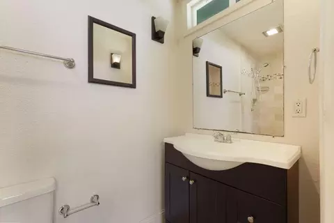 Bath - 5580 Foothill Rd, Rocklin, CA 95677 photo 5 of 6
