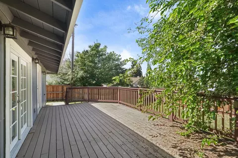 Exterior - 5580 Foothill Rd, Rocklin, CA 95677 photo 11 of 15