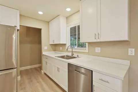 Kitchen - 5580 Foothill Rd, Rocklin, CA 95677 photo 2 of 5