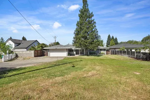 Exterior - 5580 Foothill Rd, Rocklin, CA 95677 photo 3 of 15