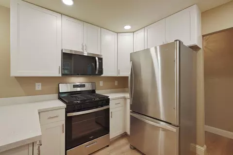 Kitchen - 5580 Foothill Rd, Rocklin, CA 95677 photo 3 of 5