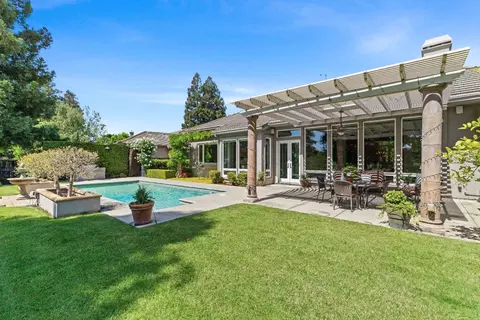 4218 Pebble Beach Dr, Stockton, CA 95219