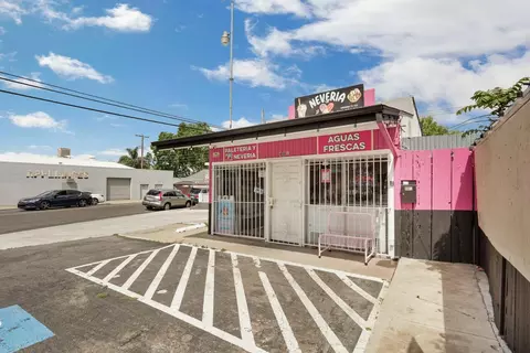 Exterior - 210 S Central Ave, Lodi, CA 95240 photo 5 of 13