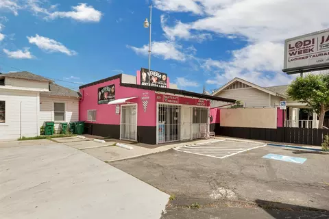 Exterior - 210 S Central Ave, Lodi, CA 95240 photo 3 of 13