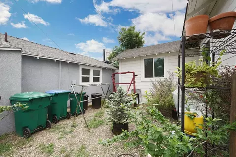 Exterior - 210 S Central Ave, Lodi, CA 95240 photo 10 of 13