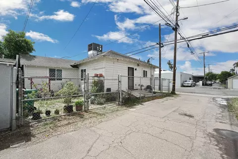 Exterior - 210 S Central Ave, Lodi, CA 95240 photo 13 of 13