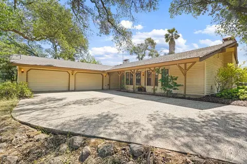 6015 Rustic Hills Dr, Rocklin, CA 95677