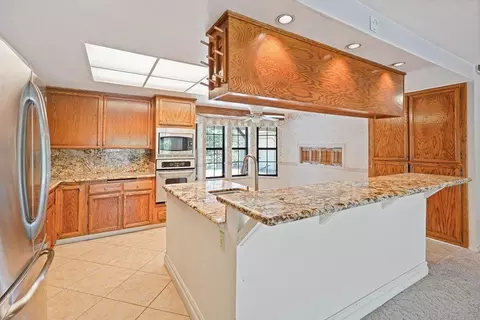 Kitchen - 6015 Rustic Hills Dr, Rocklin, CA 95677 photo 1 of 9