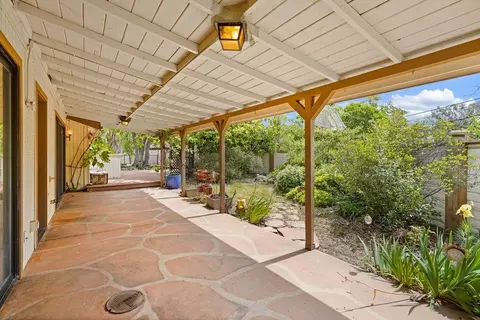Exterior - 6015 Rustic Hills Dr, Rocklin, CA 95677 photo 5 of 9