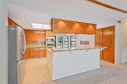 Kitchen - 6015 Rustic Hills Dr, Rocklin, CA 95677 photo 2 of 9