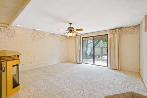 Living - 6015 Rustic Hills Dr, Rocklin, CA 95677 photo 7 of 8