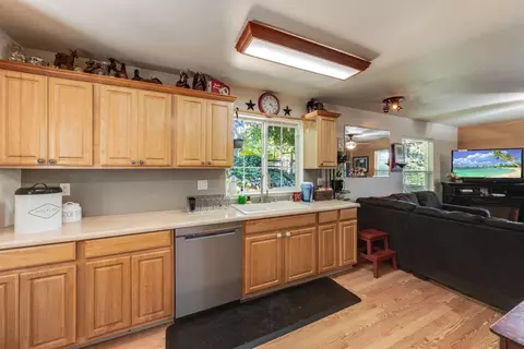 Kitchen - 1150 Itow Ct, Penryn, CA 95663 photo 8 of 8