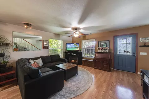 Living - 1150 Itow Ct, Penryn, CA 95663 photo 3 of 4