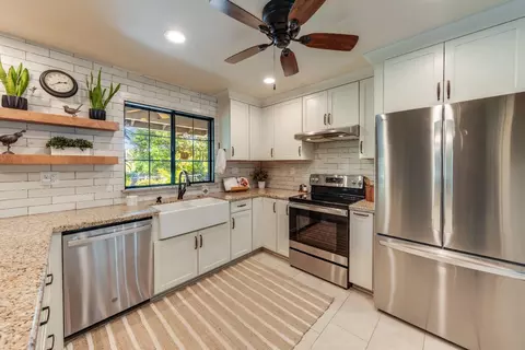 Kitchen - 1150 Itow Ct, Penryn, CA 95663 photo 2 of 8