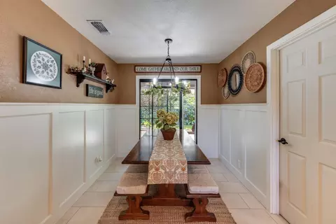 Dining - 1150 Itow Ct, Penryn, CA 95663 photo 2 of 3