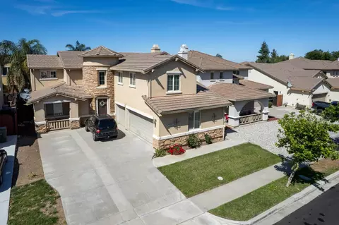 1455 Steel Creek Dr, Patterson, CA 95363