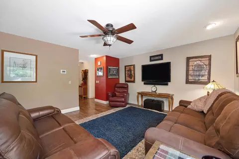 Living - 10805 Cramer Rd, Auburn, CA 95602 photo 9 of 9