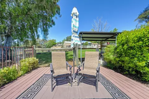 Exterior - 10805 Cramer Rd, Auburn, CA 95602 photo 16 of 27