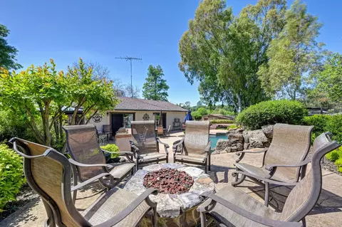Exterior - 10805 Cramer Rd, Auburn, CA 95602 photo 12 of 27