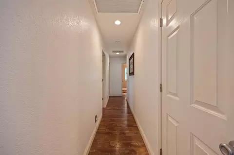 Entry Way - 10805 Cramer Rd, Auburn, CA 95602 photo 1 of 1