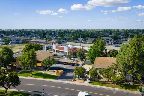 View/Area - 480 Cherry Ln #C, Manteca, CA 95337 photo 2 of 2
