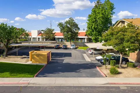 Exterior - 480 Cherry Ln #C, Manteca, CA 95337 photo 1 of 9