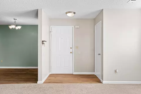 Entry Way - 480 Cherry Ln #C, Manteca, CA 95337 photo 1 of 1