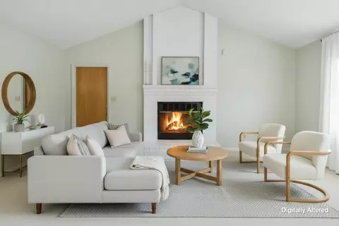 Living - 6042 Landis Ave, Carmichael, CA 95608 photo 4 of 4