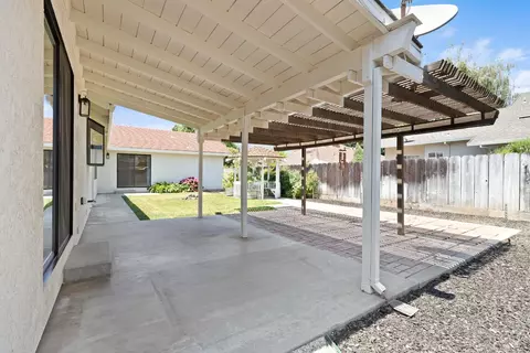 Exterior - 3729 Springcreek Dr, Modesto, CA 95355 photo 5 of 8