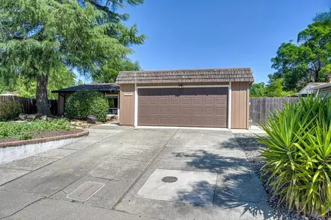 1133 Auburn Dr, Davis, CA 95616 photo 2