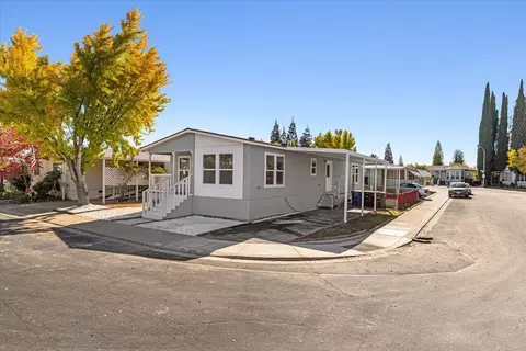 2128 Barrington Ln, Modesto, CA 95350 photo 3